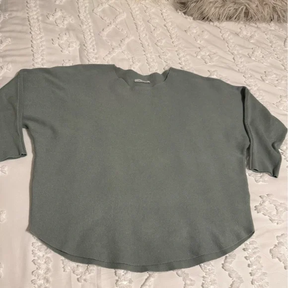 Vila Milano Solid Dolman Sleeve Sweater Size Large - Picture 3 of 7